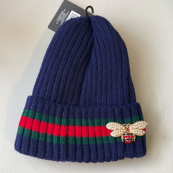 Knit ribbed striped beanie hat